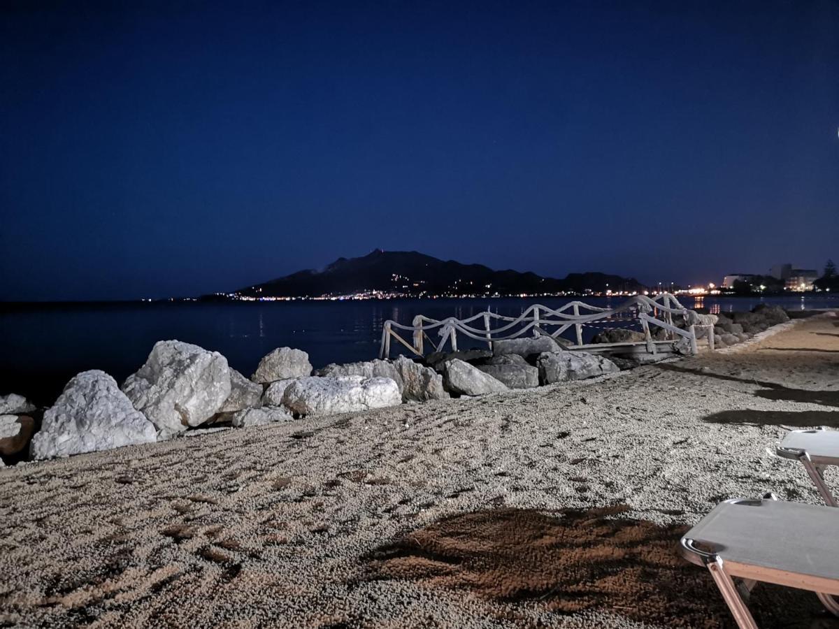 Point Ephemere Beachfront Apartments Zakynthos Exterior foto
